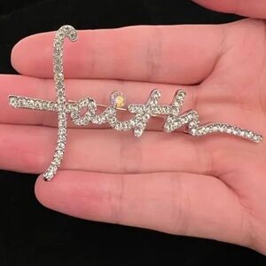New Faith Brooch Silver Rhinestone Sparkling Christian Pin Religious Jewelry